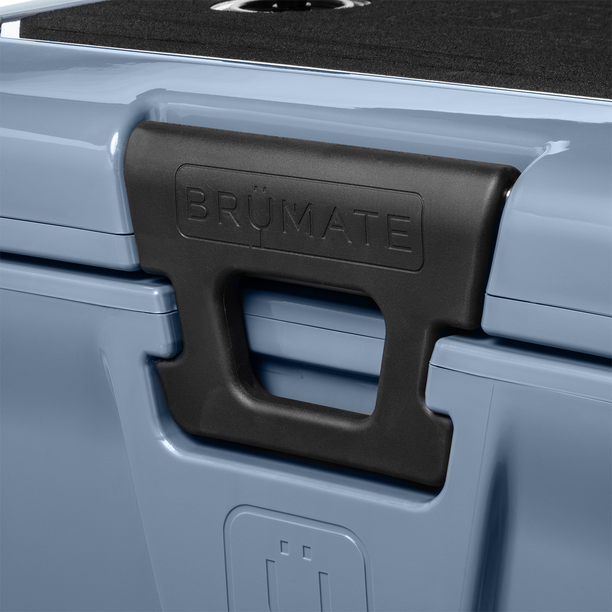 brutank-20qt-s0 BruTank-20-Denim-Latch.png