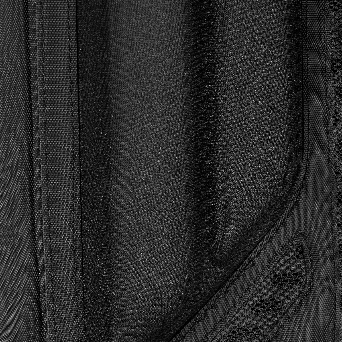 paragon-hydration-pack-o0 Paragon_Black_Texture.png