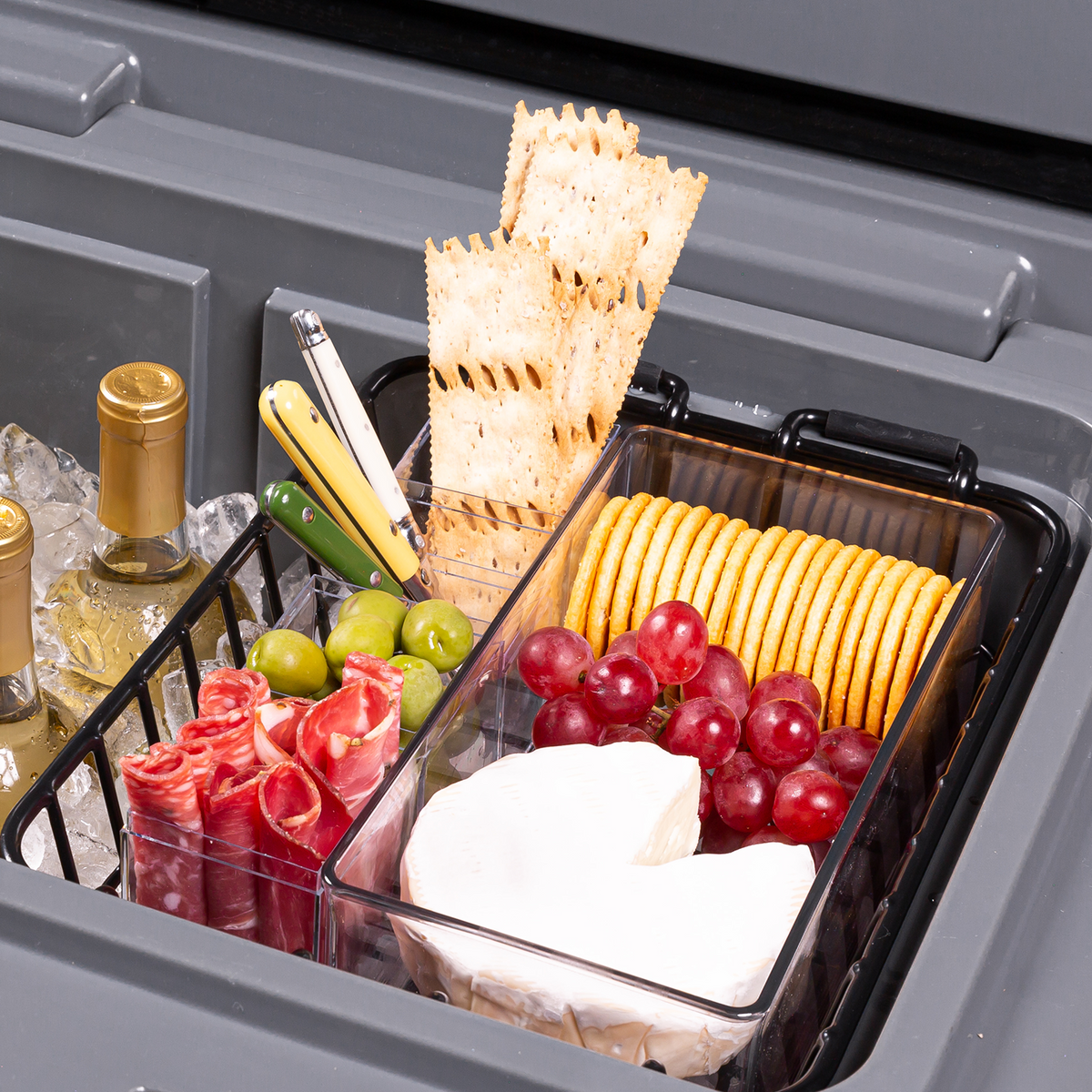 brutank-35qt-55qt-dry-rack-z7 brutank-dry-rack_accessory_alt-1.png